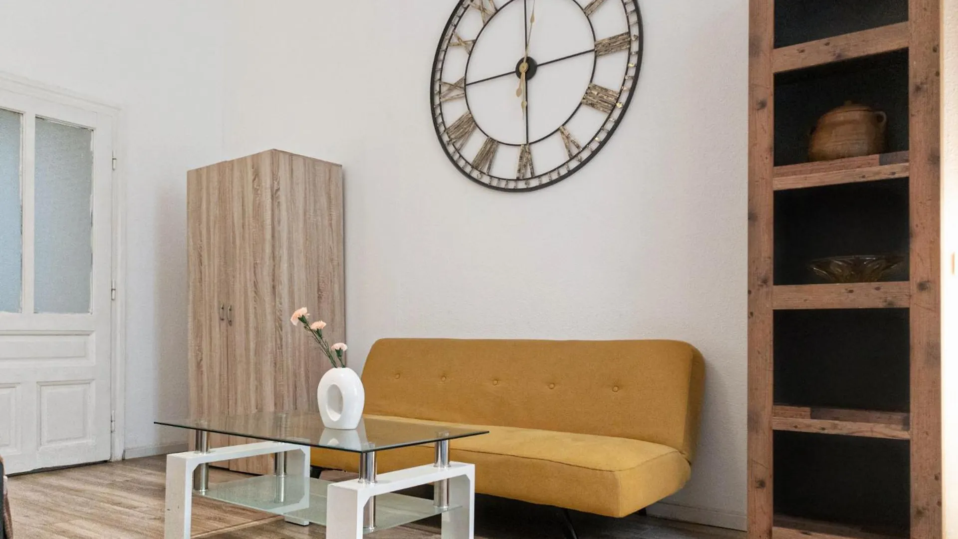 Spacious 1Br Apt, Wifi & Tv, With A Great Location Vienne Autriche